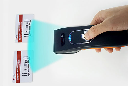 Kaasaskantav Bluetooth 4 meetri kauguselt reguleeritav 860-960 MHz 30 dBm pihuarvuti UHF RFID-lugeja inventuuri jaoks 7